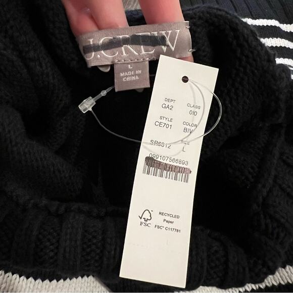 J.CREW Cotton Turtleneck Sweater Stripe Navy Blue & Ivory White Size Large NEW - Picture 6 of 9